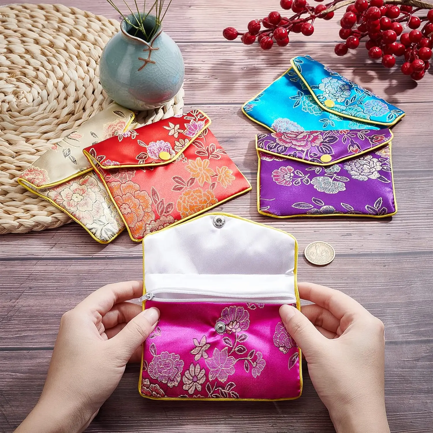 10Pcs Silk Jewelry Pouch with Zipper Chinese Silk Pouches Travel Jewelry Pouch Small Zippered Jewelry Pouches Asian