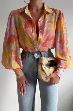 エレガントな赤いシャツ長袖ターンダウン襟オープンカーディガンランタンスリーブ通勤赤いシャツトップ若い女性のための