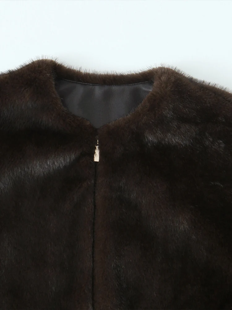 เสื้อแจ็คเก็ตทรงบอมเบอร์ คอทรงกลม สไตล์ยุโรป แฟชั่นผู้หญิงใหม่ ดีไซน์เรียบหรู สีพื้น ให้ความรู้สึกเหมือนขนสัตว์เทียม