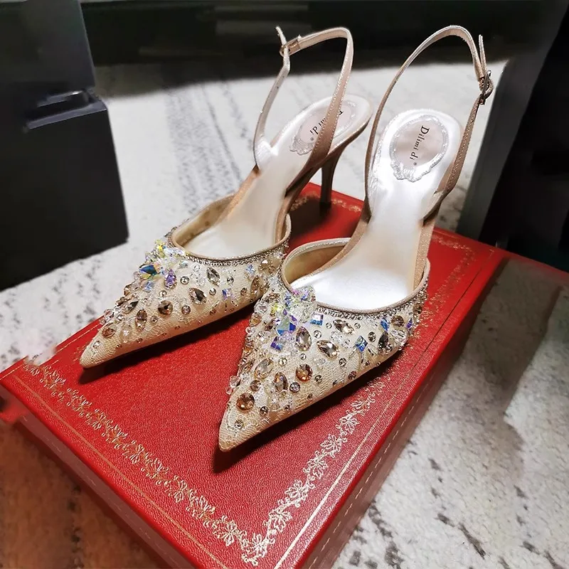 Spring and summer new pointed rhinestone beaded lace mesh shoes thin high-heeled banquet dress small size women\'s sandals