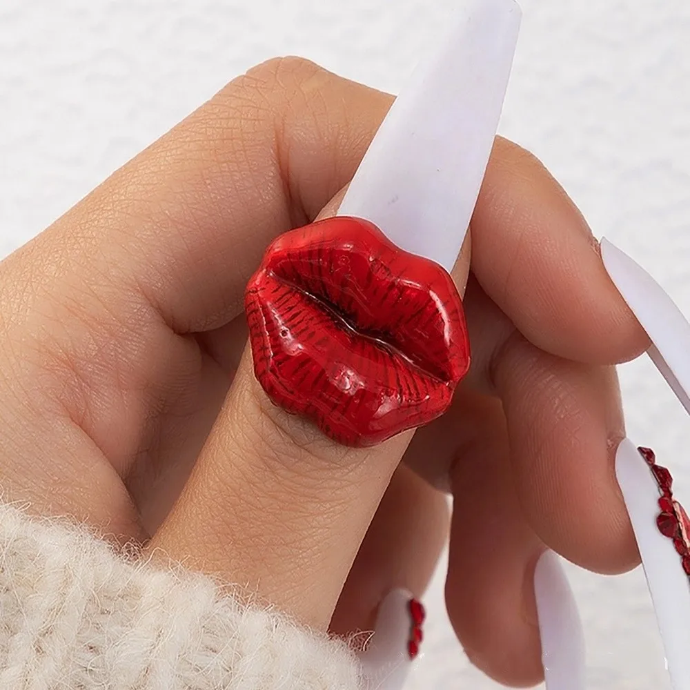 

Vintage Geometric Red Lip Shape Finger Ring Silver Color Jewelry Gift Ins Rings Y2K Jewelry Punk Style Ring Women