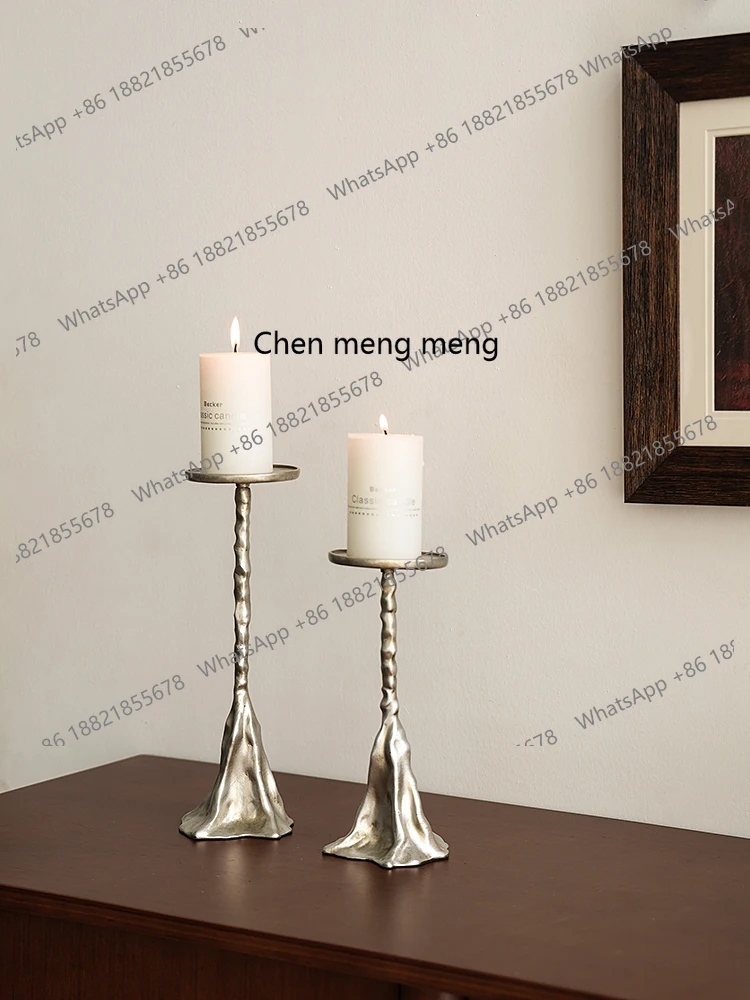 

Vintage Creative Imitation Metal silver Candle Holder Light Luxury Entrance Artistic Atmosphere Decorative Candle Base Ornament