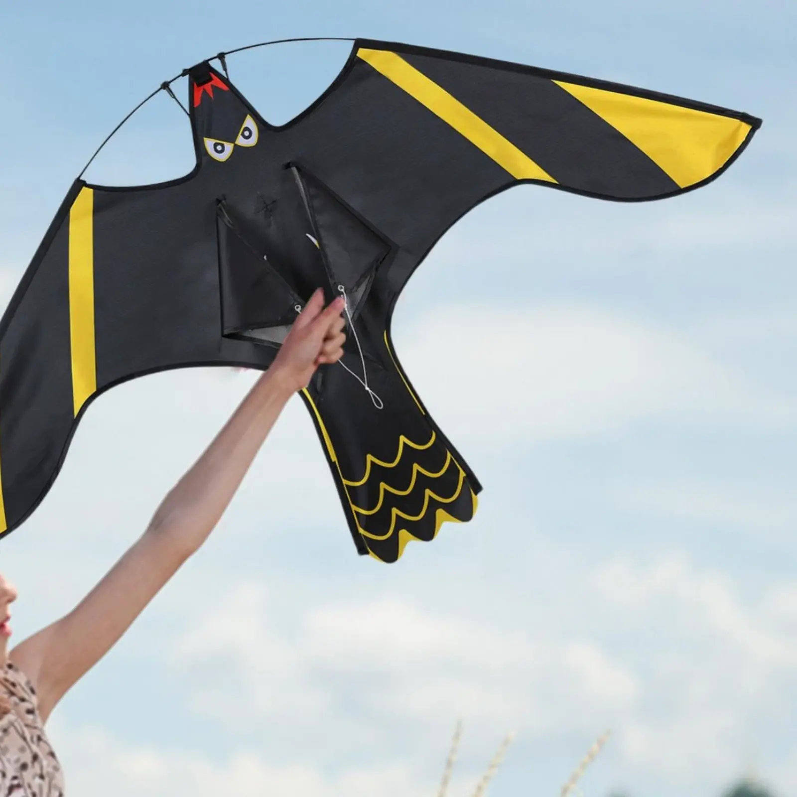 

Flying Eagle Kite Lifelike Design Avian Repelling Kite Scarecrow Highly Effective Control Supply for Farm, Garden