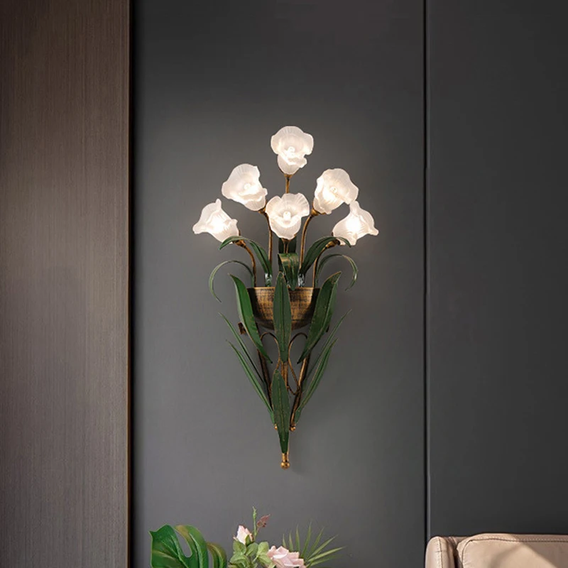 Creative สีขาวดอกไม้สีชมพู Wall Light ภาษาฝรั่งเศสคําชนบท Leaf โคมไฟข้างเตียงห้องนั่งเล่นโฮมสเตย์ยุโรป Pastoral Home Decor แสง