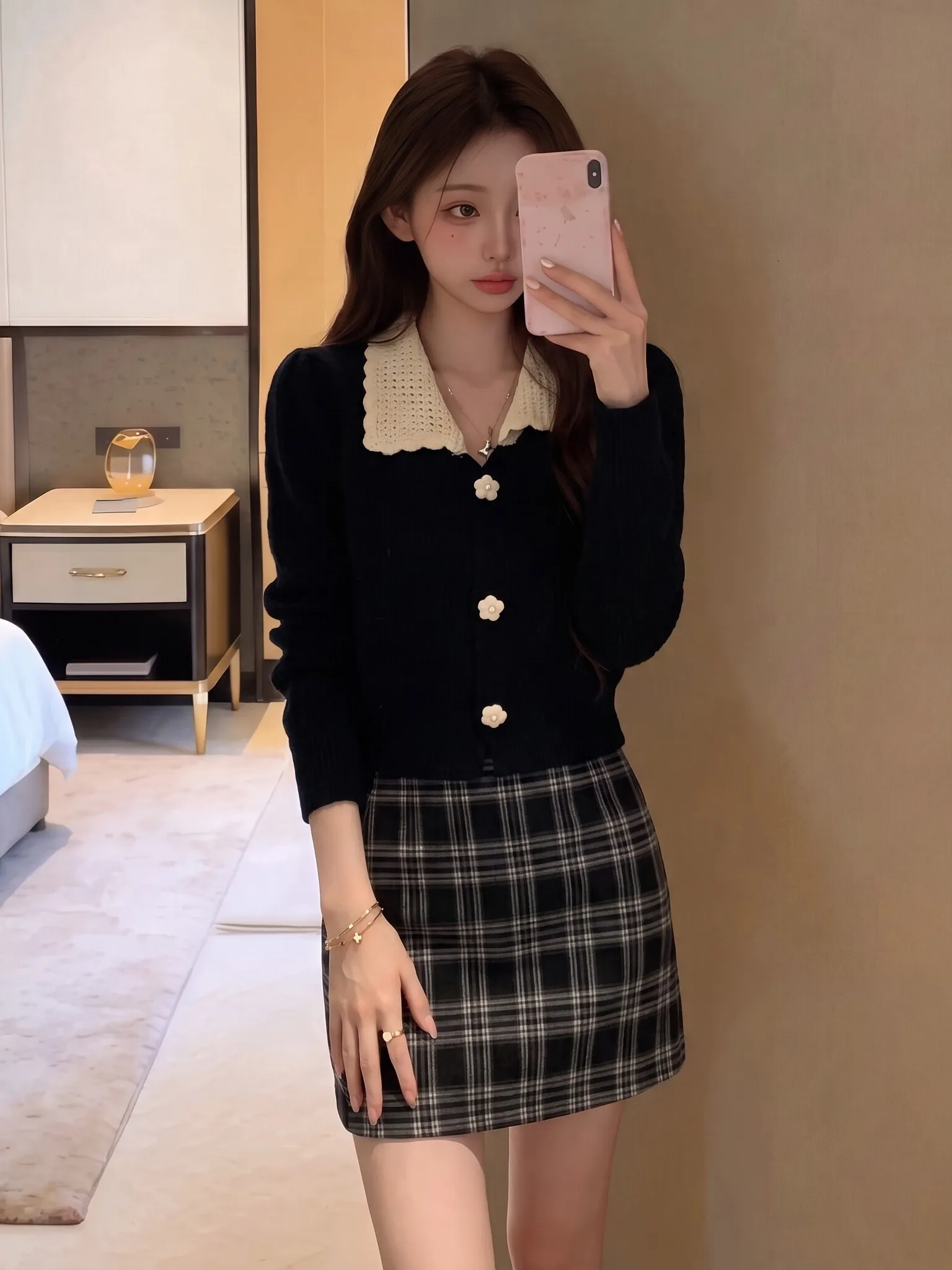 plus Size Knitted Hollow out Doll Collar Cardigan Women's Outerwear Autumn Floral Button Slimming Top Korean Style