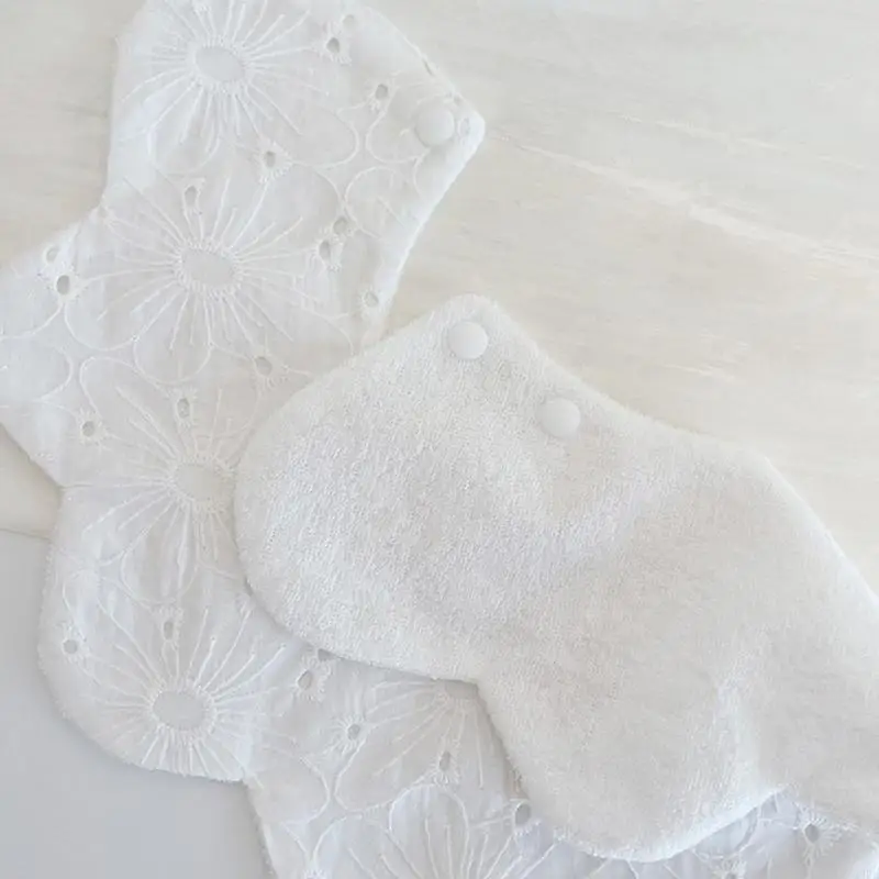 

Baby Burp Cloths Nursing Bib for Toddler Newborns 0-3 Year Petal Drooling Apron