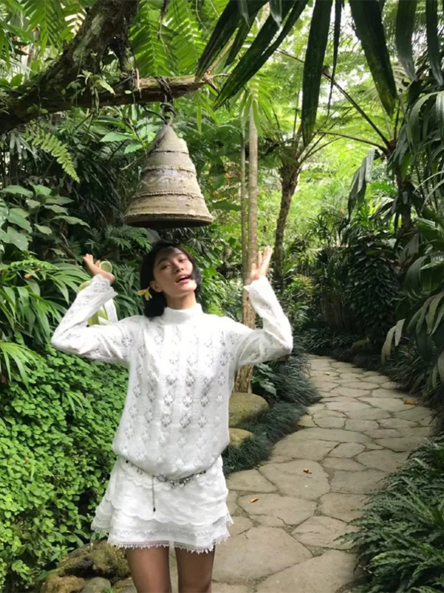 

Модный свободный вязаный топ с длинными рукавами, кружевными вставками и высоким воротником в корейском стиле, с вырезами, для повседневной носки