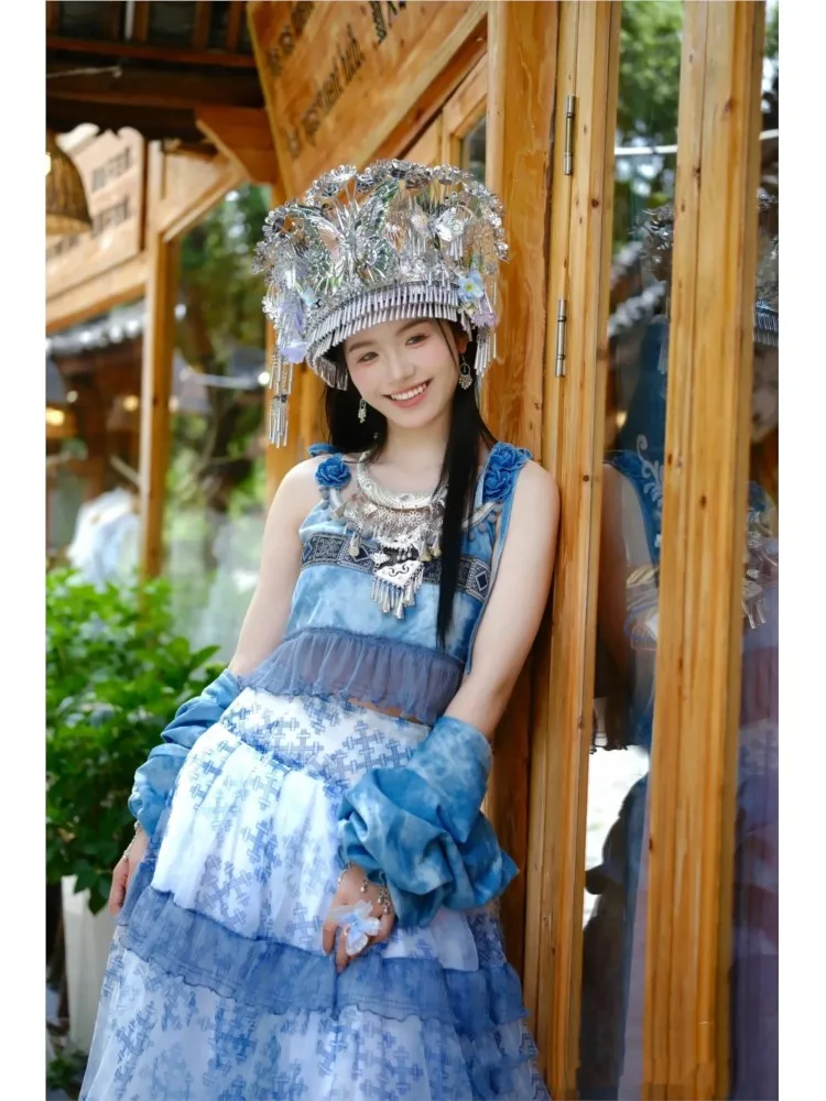 

New exotic blue suit ethnic-style clothing for travel photography and photo shoots