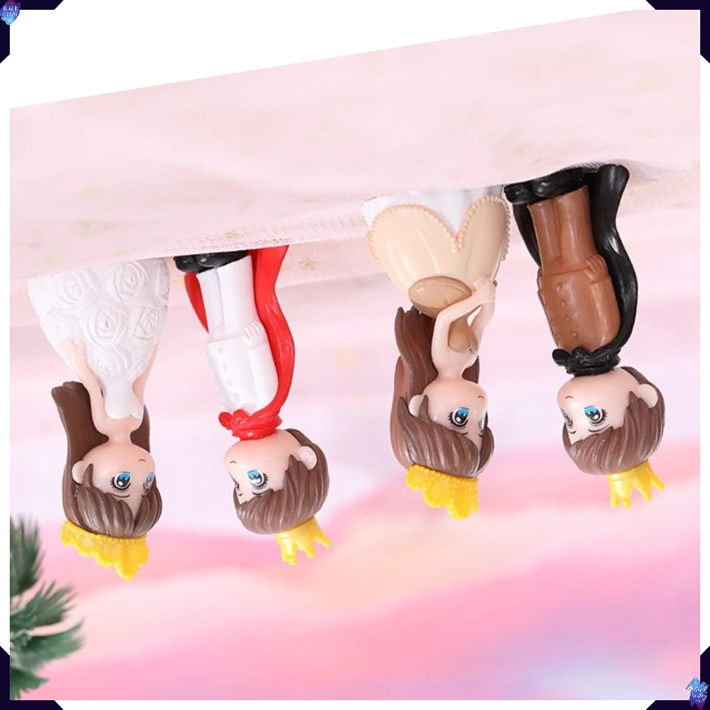 2 Pcs New Prince Couple Micro Landscape Plastic Gardening Ornament DIY Girl Heart Cake Decoration Crafts Back To School