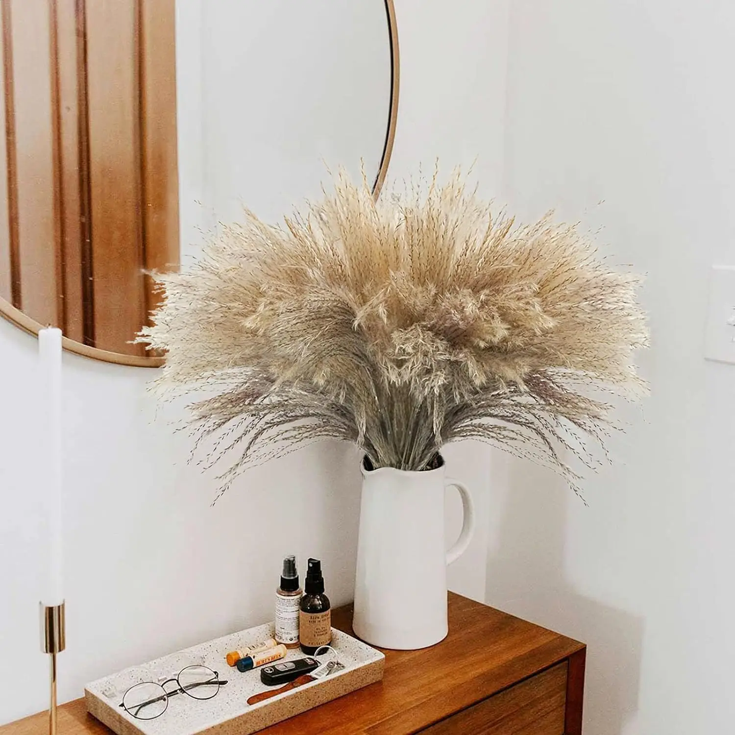 Natural Dried Pampas Grass 100pcs 17 Inch Tall Reed Grass Fluffy Pampas Grass Stems Dried Floral Arrangements for Boho Wedding