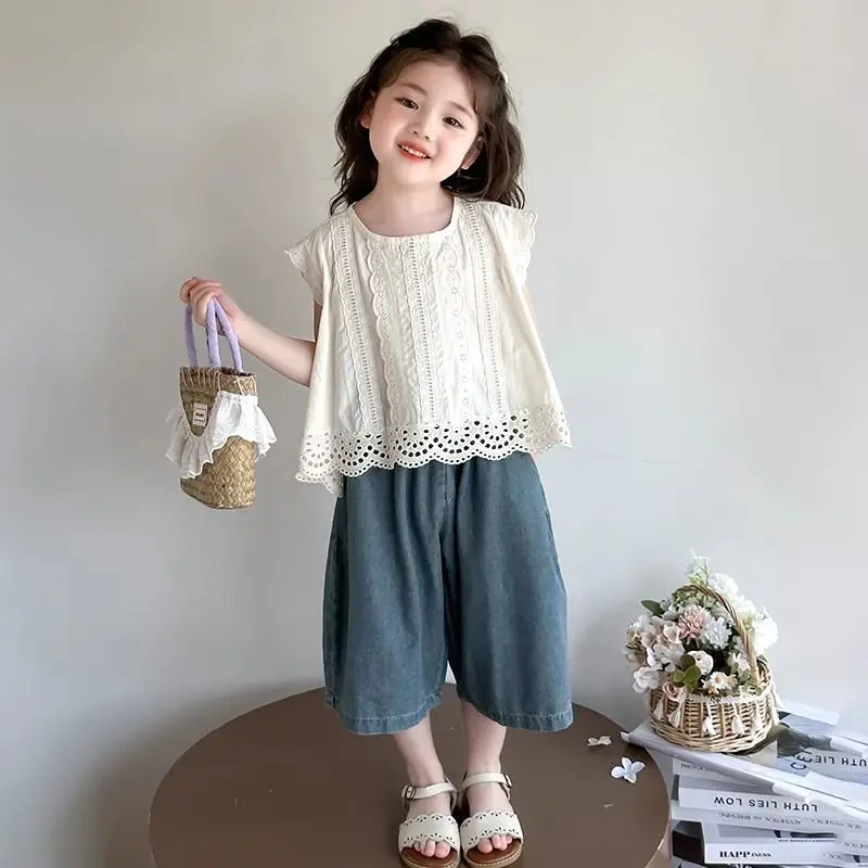 

Summer Fashion Childent Sweet Girls Sleeveless Blue Embroidered flowers Jean Top Tshirts+Pants 2Pcs Suits Party Fashion Clothes