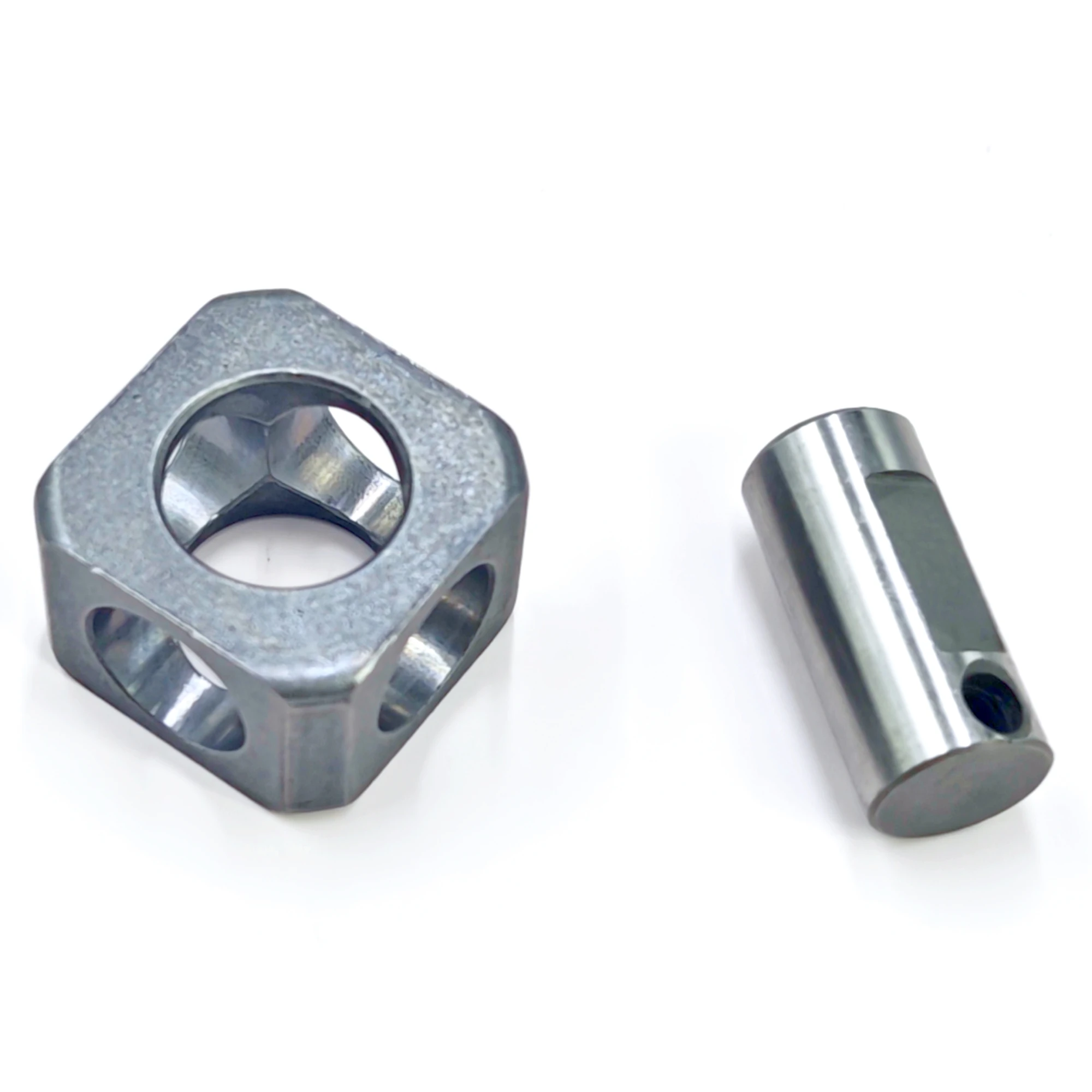 Cross Bushing Gear Shaft for CFmoto 400 450 191Q 500S 520 500HO 550 191R 600 625 191S 800XC 850 1000 Q800-313001 Q820-333008