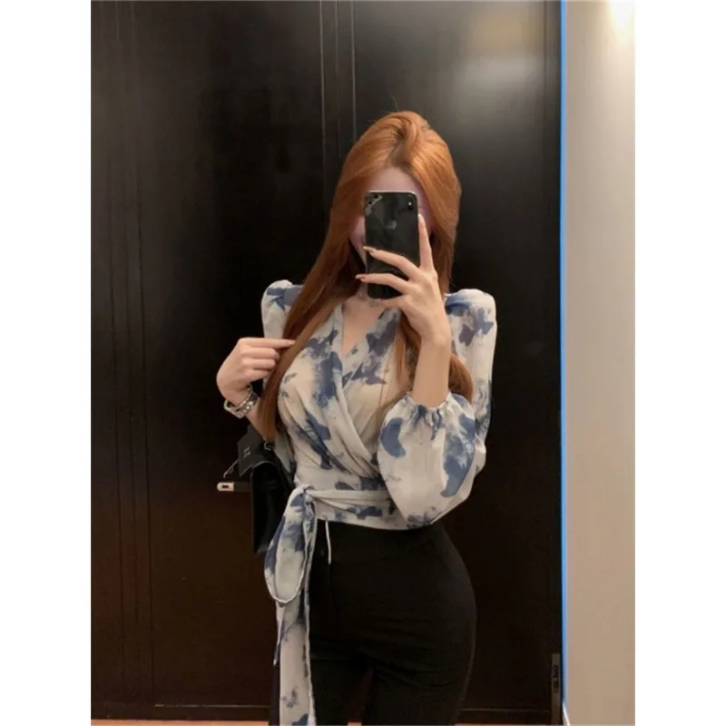 Elegantes Damen-Hemd mit V-Ausschnitt, Damen-Cardigan-Blusen mit Frühlings-Tinten-Print