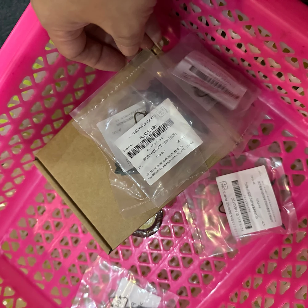 

6LJ14053000 6LH55313000 Верхний захват фьюзера для Toshiba E-STUDIO 205 206 207 255 256 257 305 306 307 E255 E205 E206