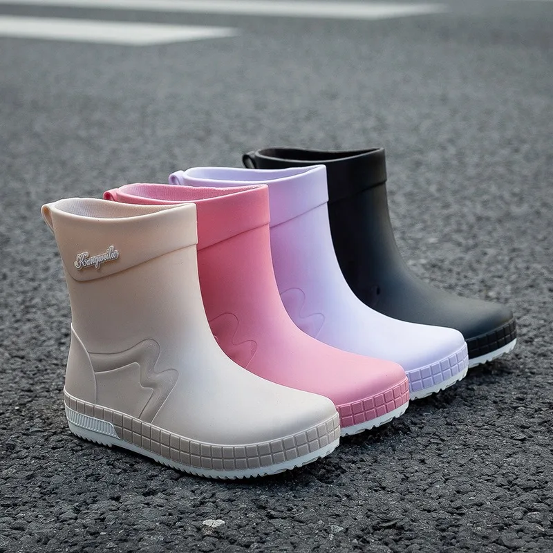 

Women's Wellies Soft PVC Slip-on Overshoes Waterproof Non-Slip Rain Boots Fashion Plaid Plastic Gumboots Camping Rubber Shoes