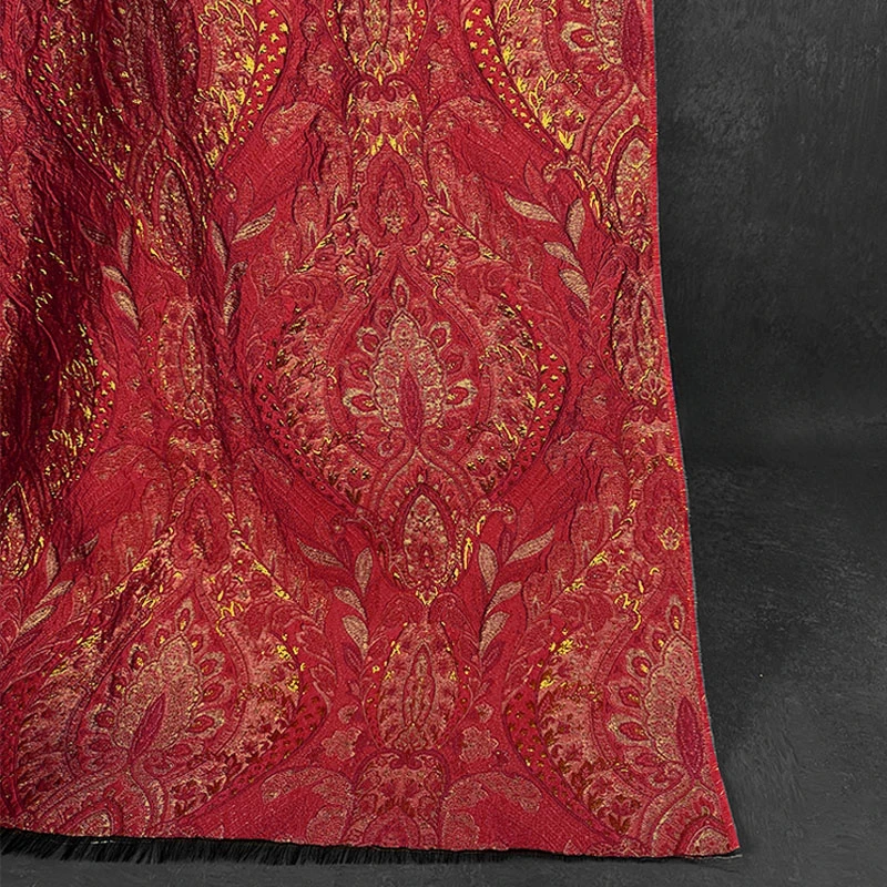 European Style Red Gold Blended Fabric Palace Style Shiny Silk Three-dimensional Texture Relief Jacquard Fabric Jacket Fabric