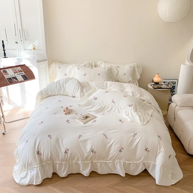 Make Life Better 3pcs Rose Embroidered Duvet Cover Set (1*Duvet Cover + 2*Pillowcase, Without Core) Lace Bedding Set