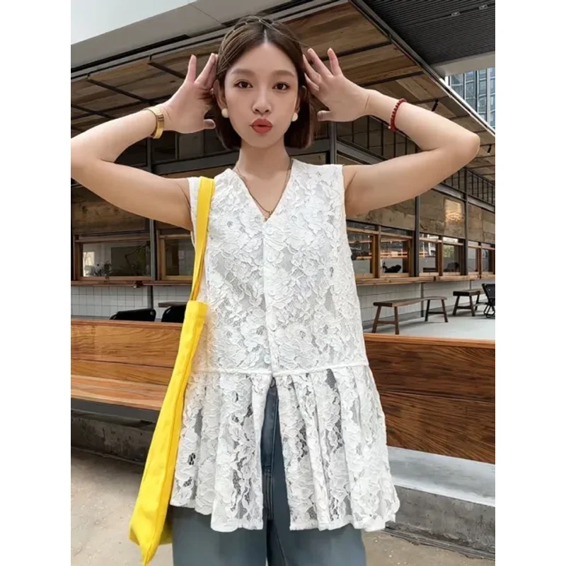 

Fashion Temperament Blouses 2025 Blusas Mujer De Moda V-neck Sleeveless Lace Shirts Korean Summer Oversized Tops Women Clothes