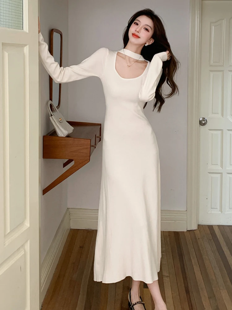 เดรสยาวทรงเข้ารูปสีขาวแบบผูกคอสำหรับผู้หญิง ดีไซน์เรียบหรู สวมใส่ได้ทุกวัน ลำลอง ออกงาน หรือไปทำงาน