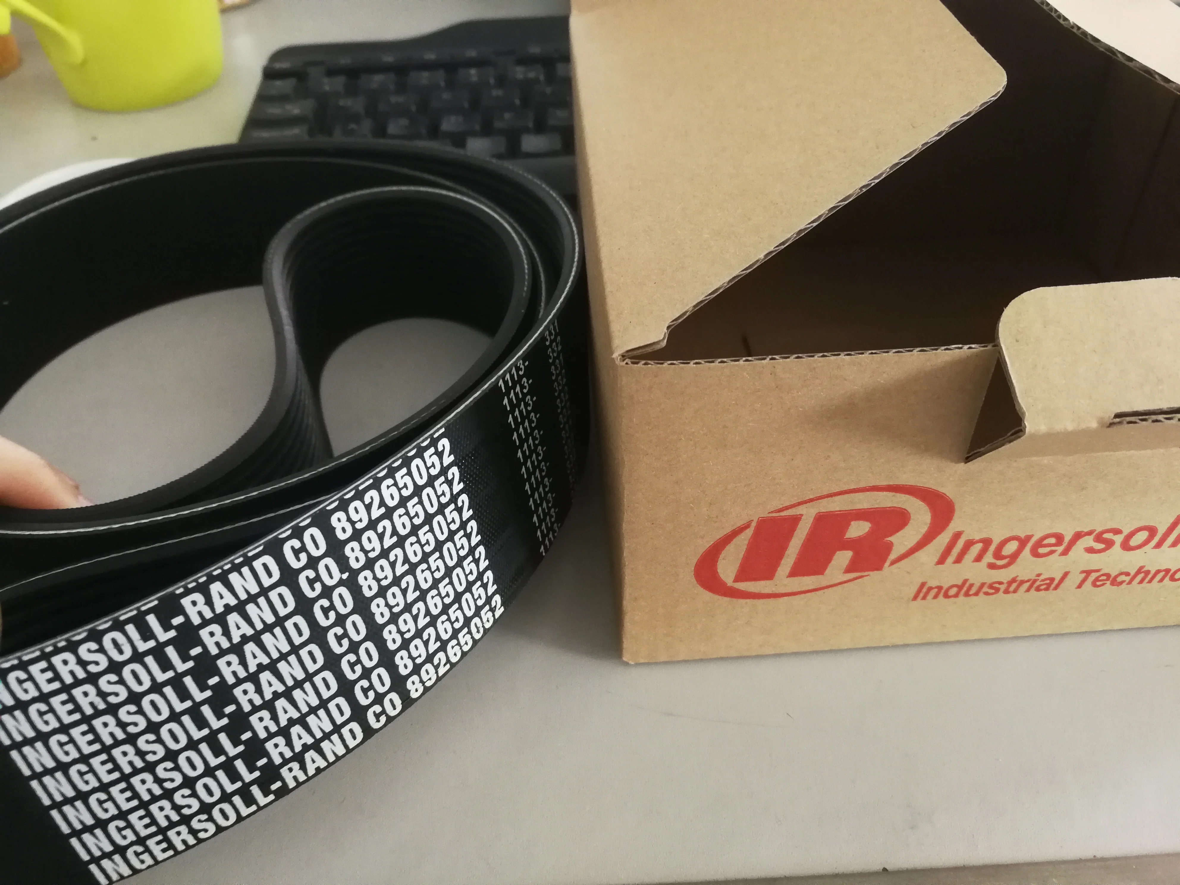 

Ремень IR Ingersoll Rand 89265052, аксессуары для воздушных компрессоров 89265078/89296586