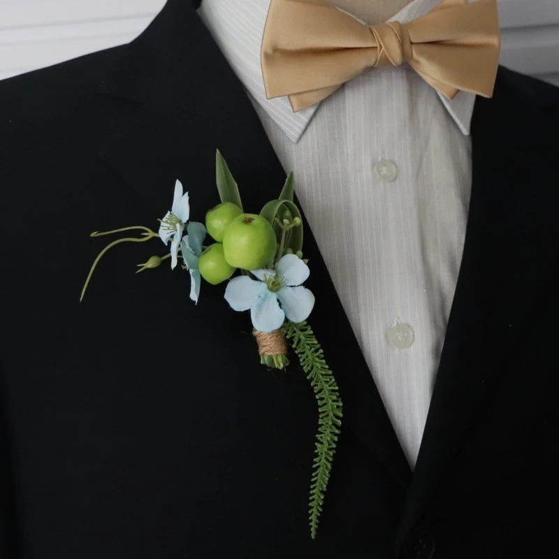 

Mori Small Fresh Simulation Berry Bride and Groom Wedding Ceremony Corsage Guest VIP Meeting Event Corsage