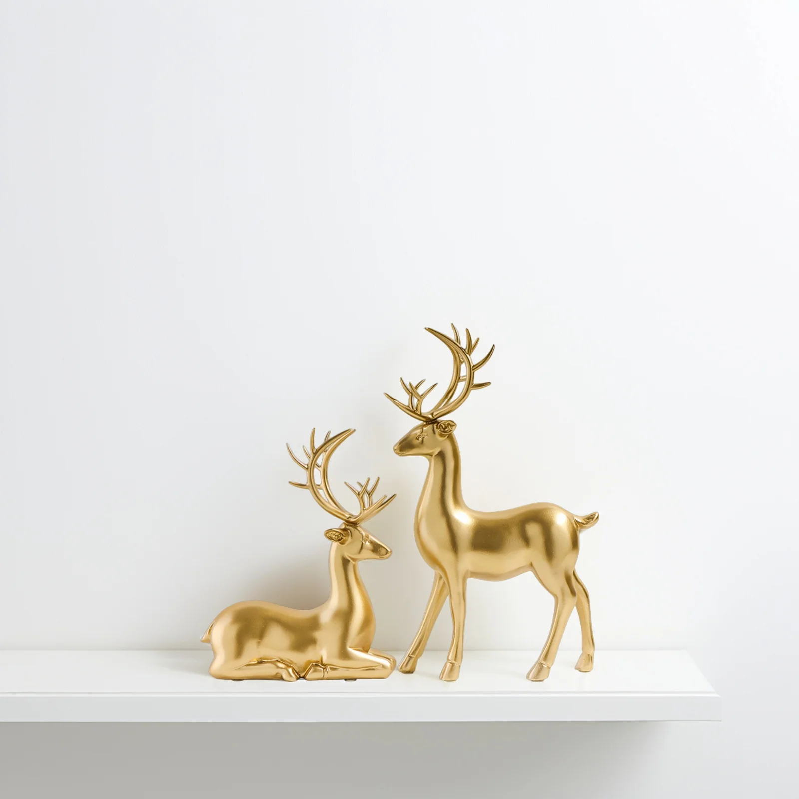 

GRIRIW Christmas Elk Decor 2pcs Craft Statues Desktop Holiday Adornments Gift