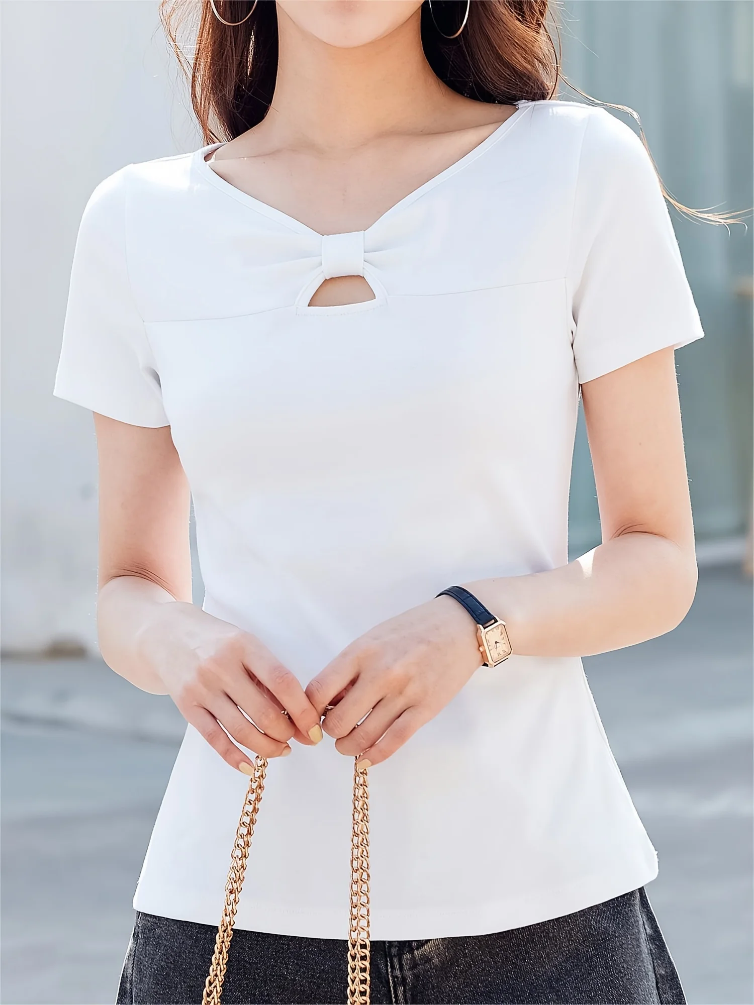 Dames zomer effen kleur korte mouw V-hals halslijn strik decoratieve gebreide tops zijn modieus, casual, licht en ademend