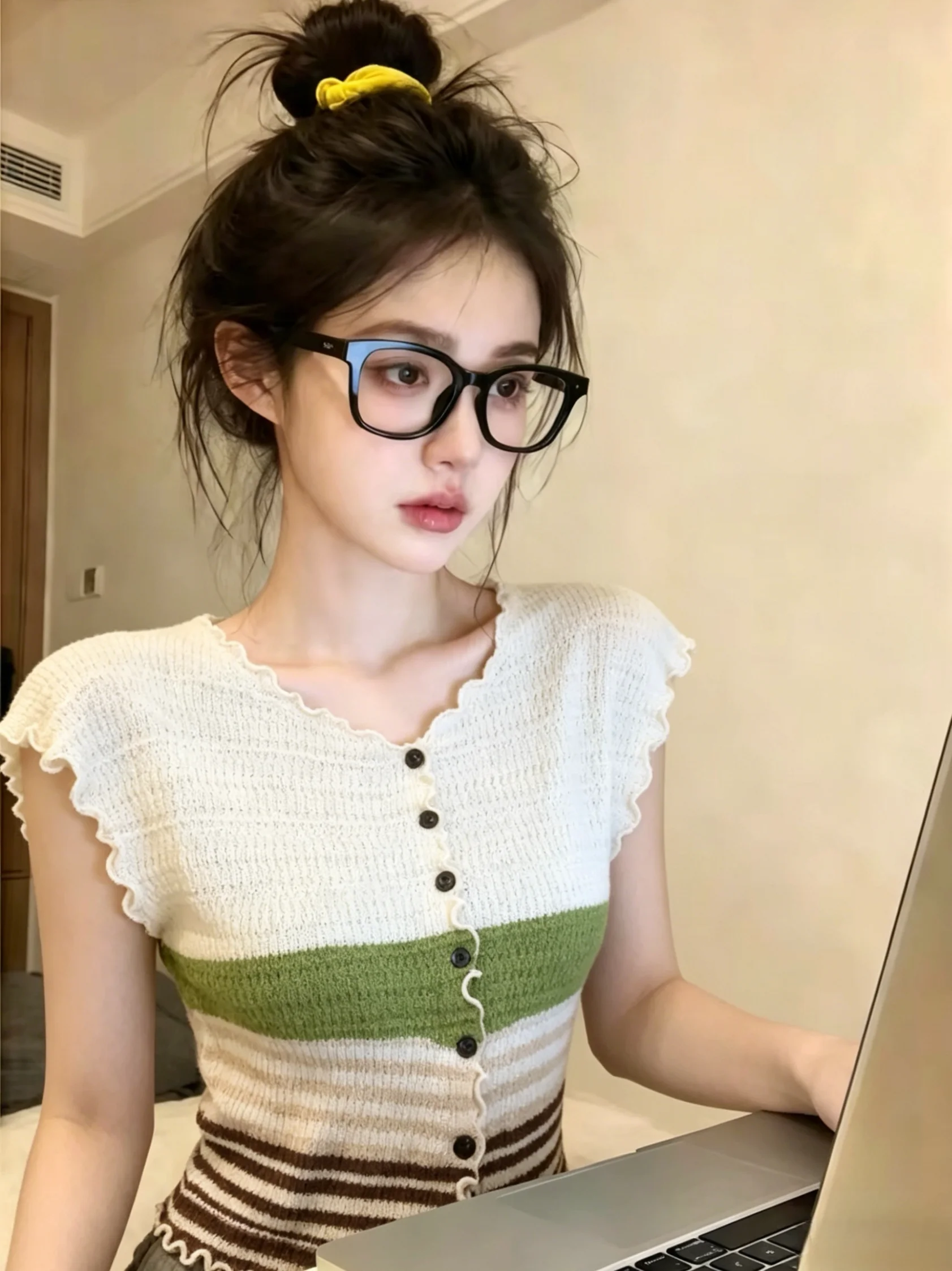 

V-Neck Knitted Open Cardigan Women's Summer New Style Age-Defying Gored Top Self-Purchase Recommended Color Block Stripes