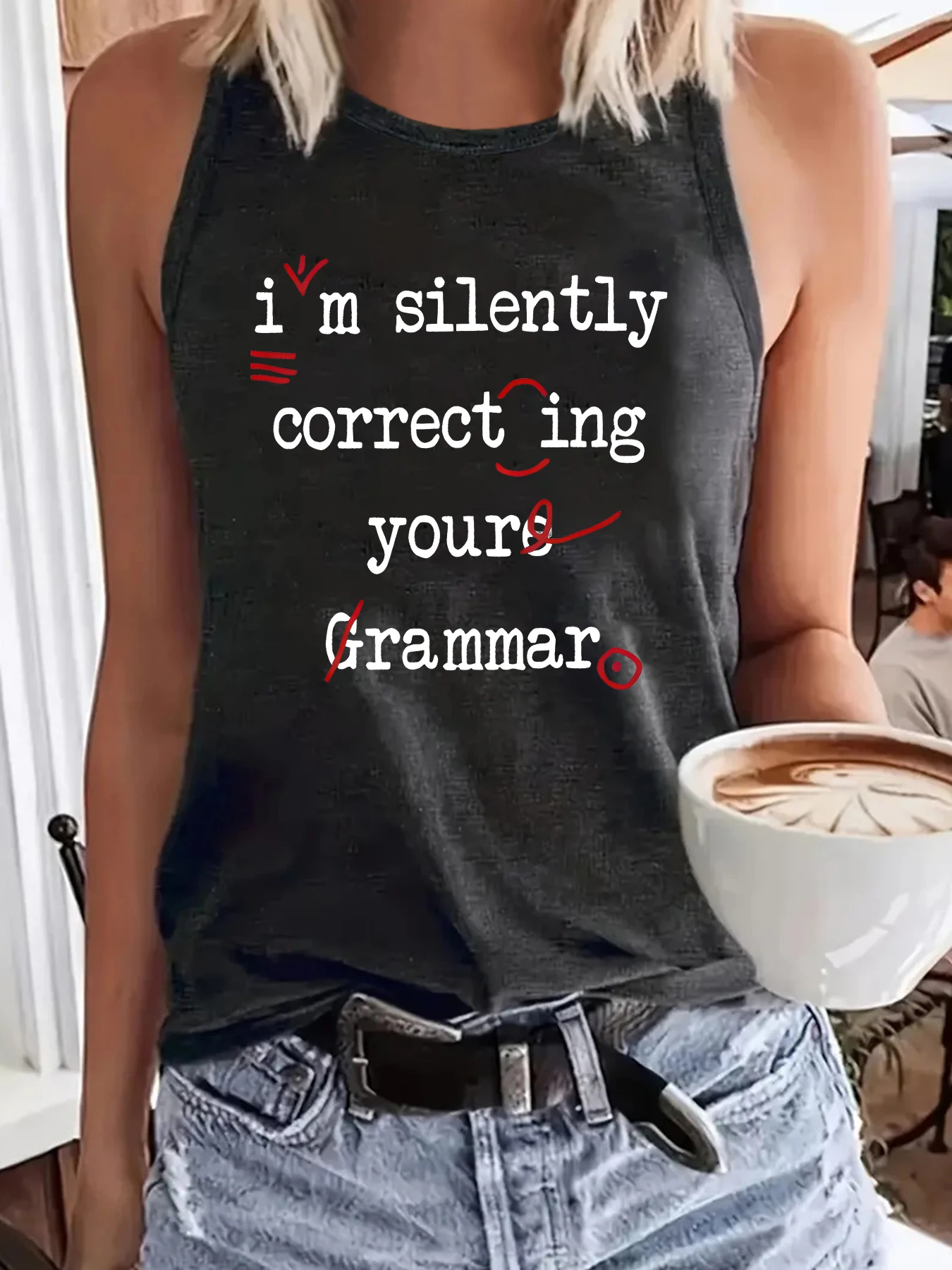 Women's round-neck sleeveless hurdle vest, I'm Silently Correcting Your Grammar - Fun letter print