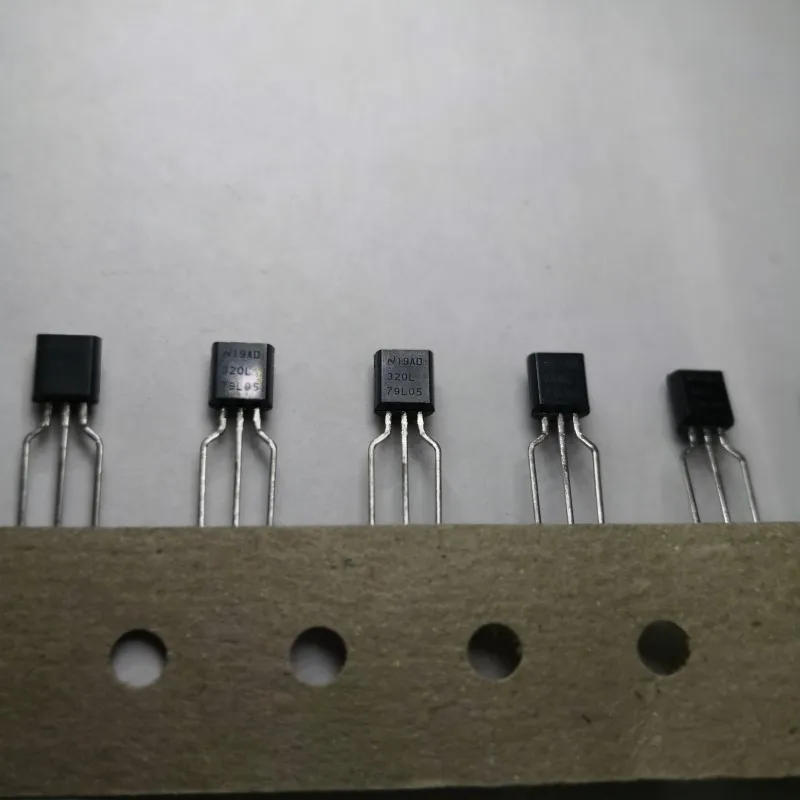5PCS  LM79L05ACZ  79L05 3-Terminal 0.1A Negative Voltage Regulator TO-92