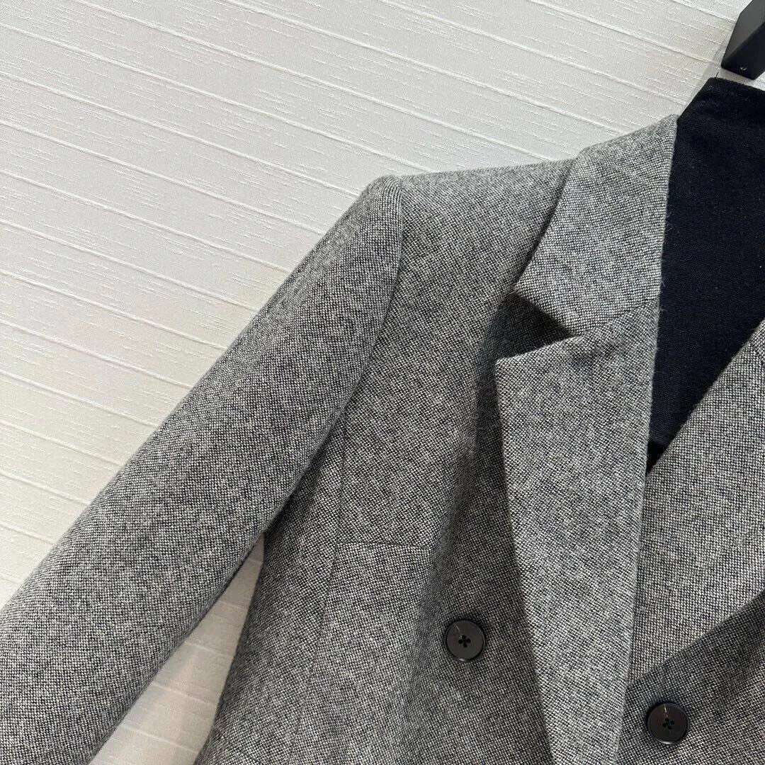 2024 New Fashion Runway Design 70% Wool Blends Gray Color Slim Fit Chic Blazer Women Jacket Notched Double Breasted Elegant Suit