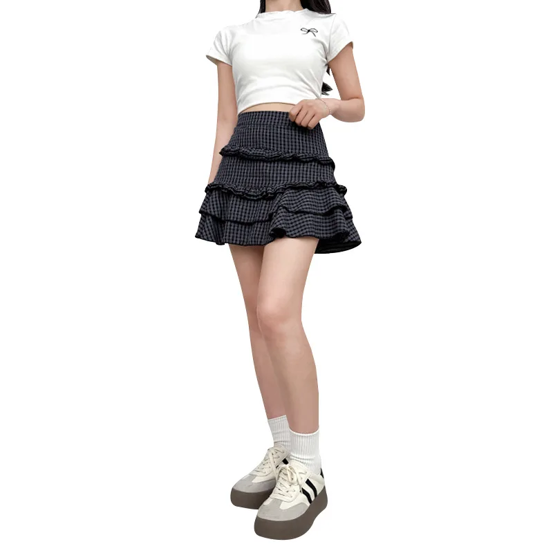 Koreanischer Retro-karierter Spitzenrock für Damen im Sommer, neuer Sinn für Design, A-Linien-Version mit hoher Taille, schlankmachender und flauschiger Kuchenrock