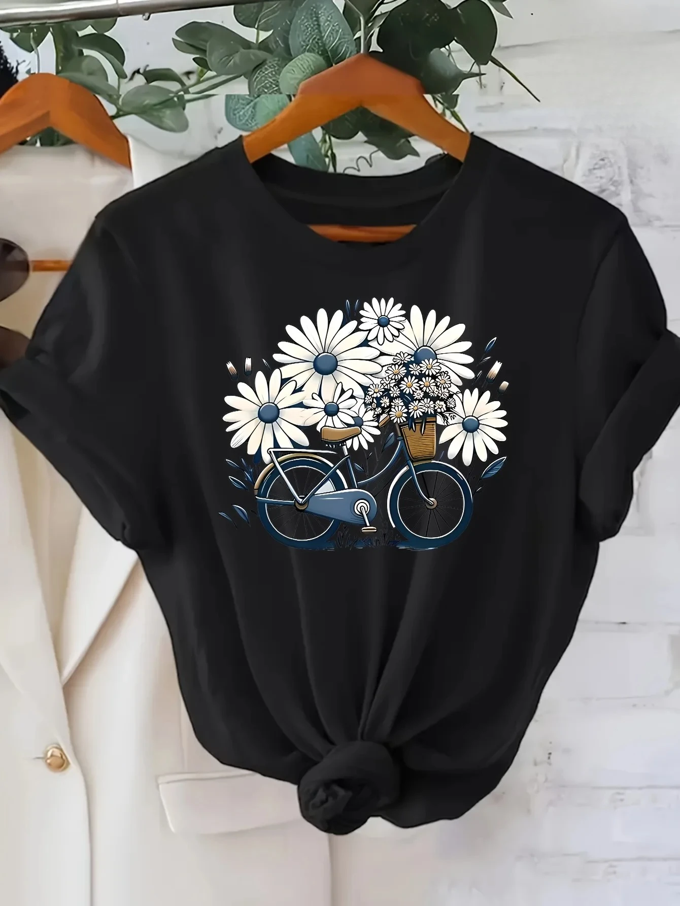 Women's Casual Short-sleeved T-shirt Floral Bicycle Print Black Breathable Suitable for Spring and Summer Wear Regular Fit