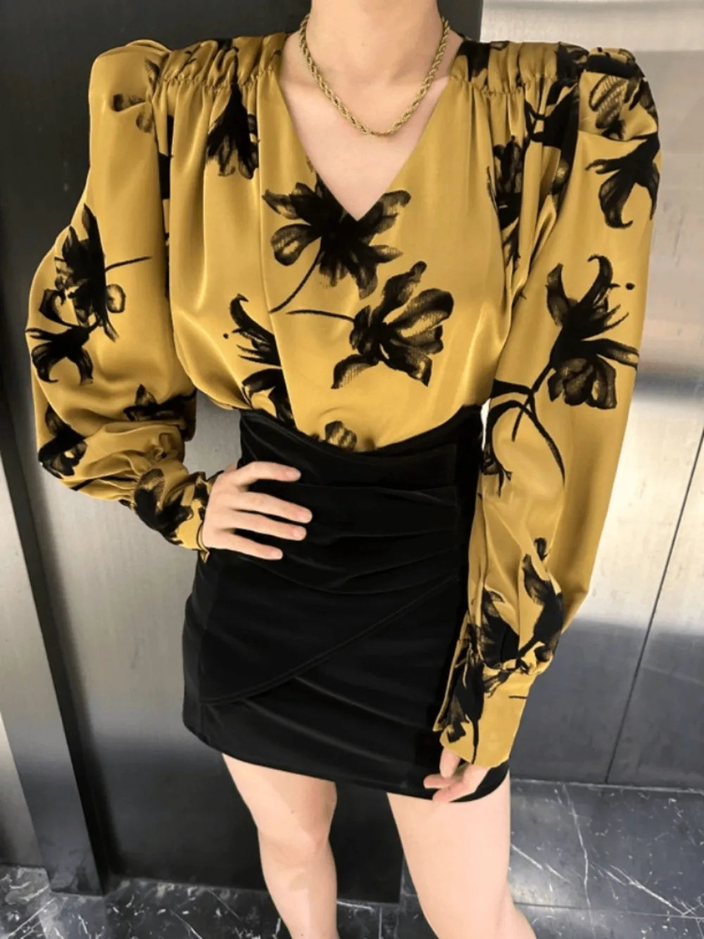 Neploe Casual V Neck Puff Sleeve Print All-match Shirt Feminine French Style Streetwear Western Blouses Elegant 3D Flower Tops