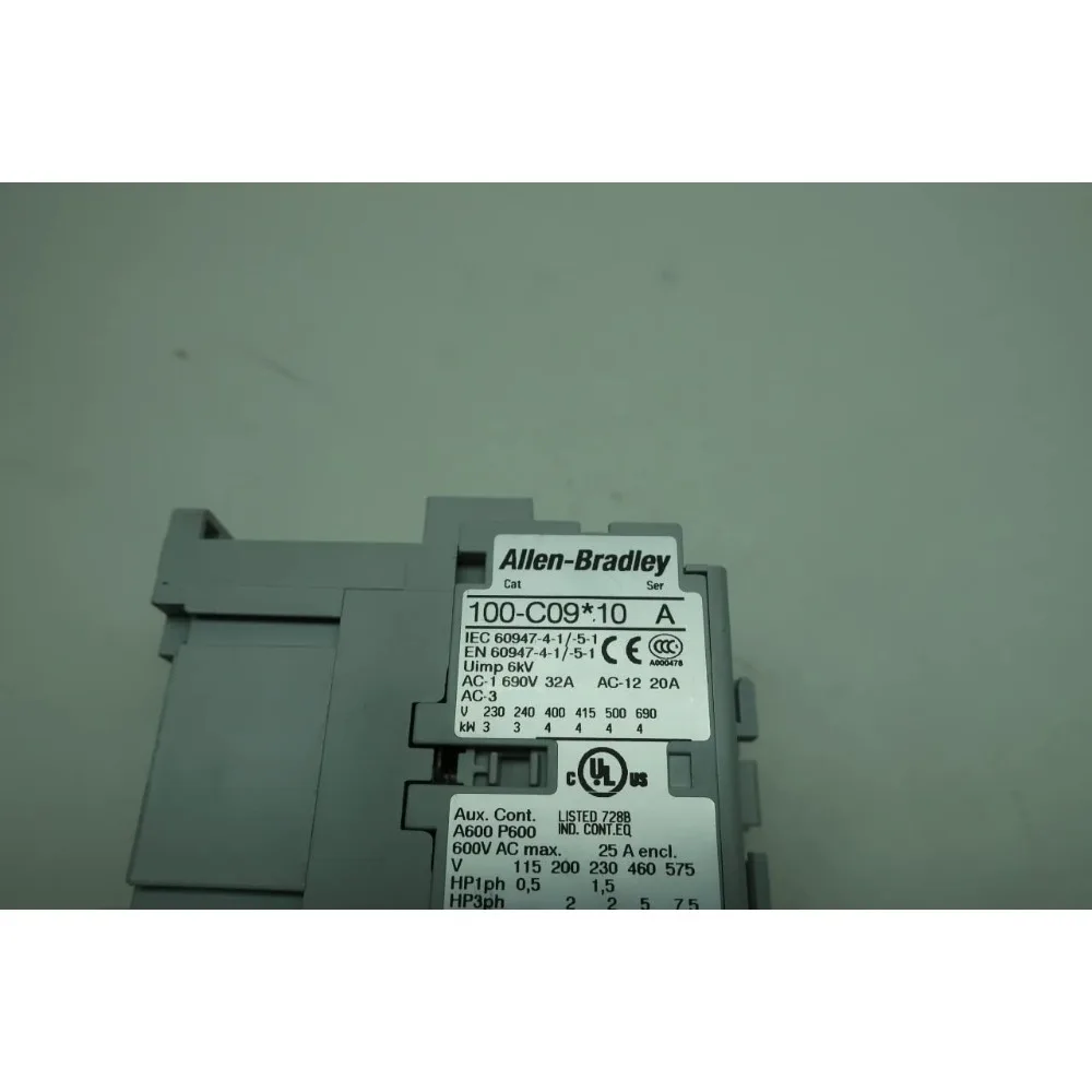 100-C09 * 10 قواطع التيار المتردد 120V-AC 25A AMP 7-1/2HP SER A