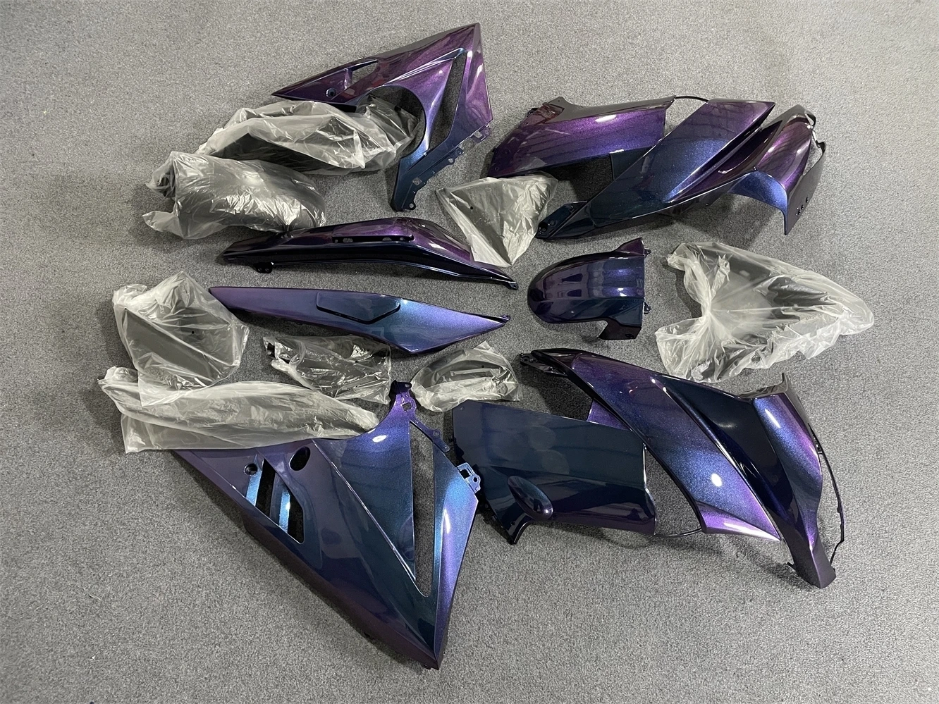 Motorcycle fairing suitable for Ninja 650 ER6F ER4F from 2009 2010 2011 Body fairing in purple and blue Motorcycle shell