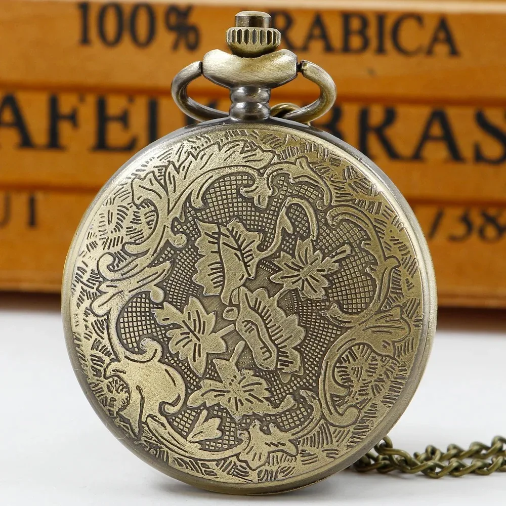 الجملة أزياء جديدة رائعة محفورة كوارتز ساعة الجيب Steampunk المرأة الرجال قلادة قلادة مع سلسلة الهدايا