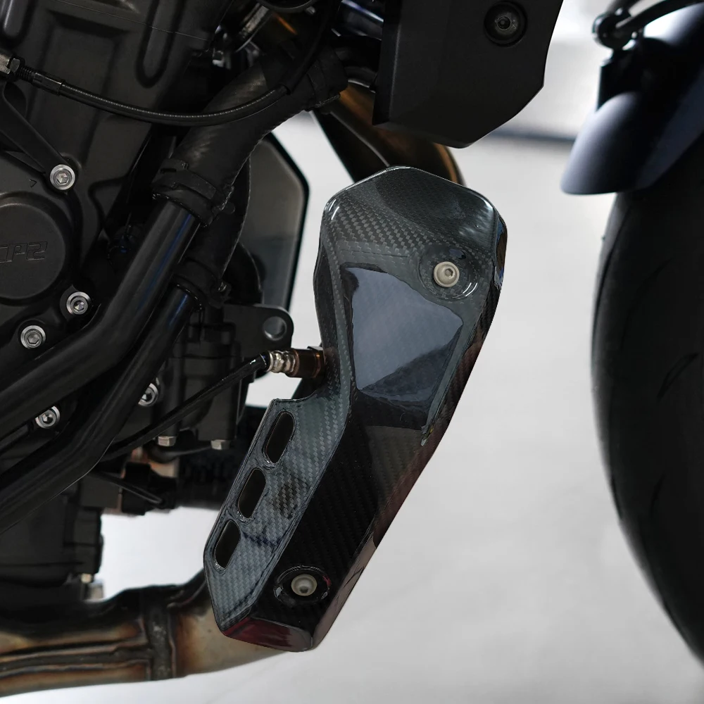 Carbon Fiber Motorcycle Exhausts Pipes Protection Cover for YAMAHA MT-07 MT07 2025-2026 view 2