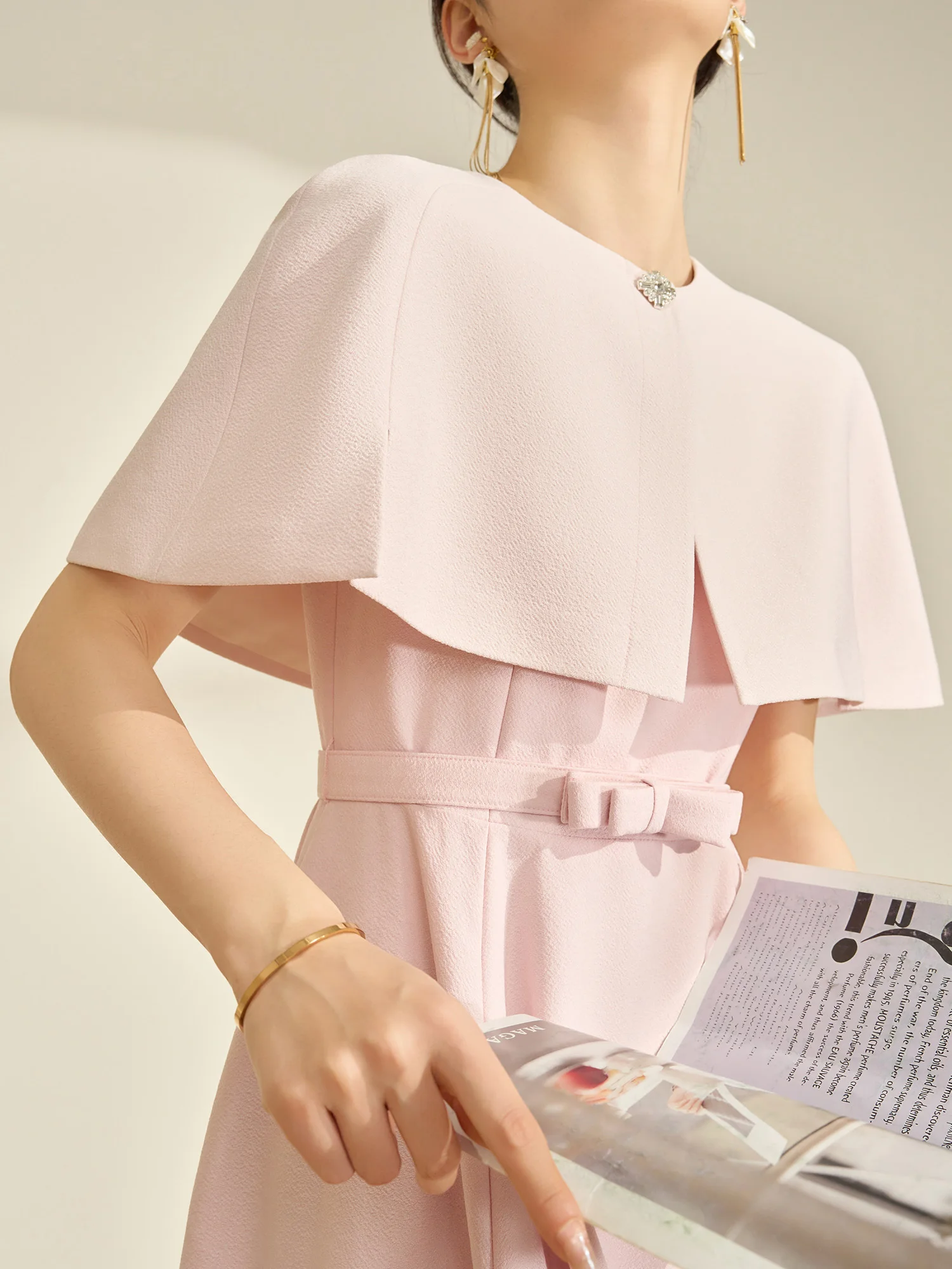 

Женское розовое платье-накидка Flowing Era Spring без рукавов, с завышенной талией, длинная юбка, удобное для повседневной носки, дышащий полиэстер