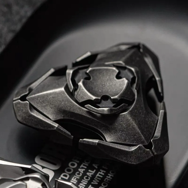 Strano diapason con apertura a lama EDC, giocattolo di decompressione con doppio collegamento meccanico in metallo, giocattolo di decompressione