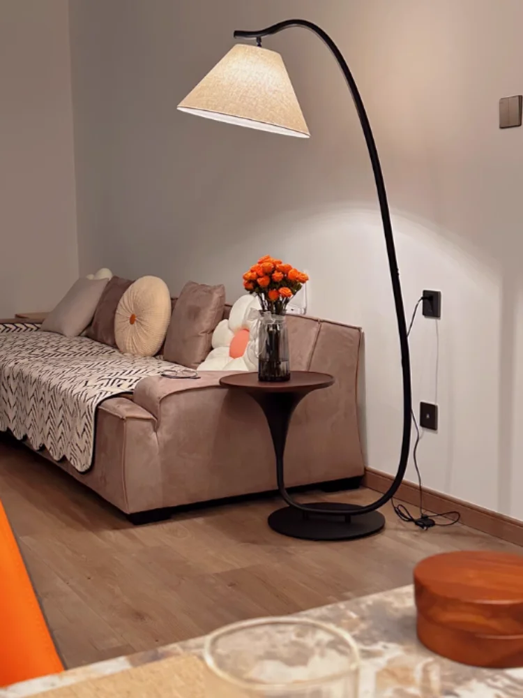 Nordic Modern High-End Fishing Lamp Floor Lamp Living Room Sofa Side Standing Lamp Antique Shelf Lamp LED Decorative Floor Light