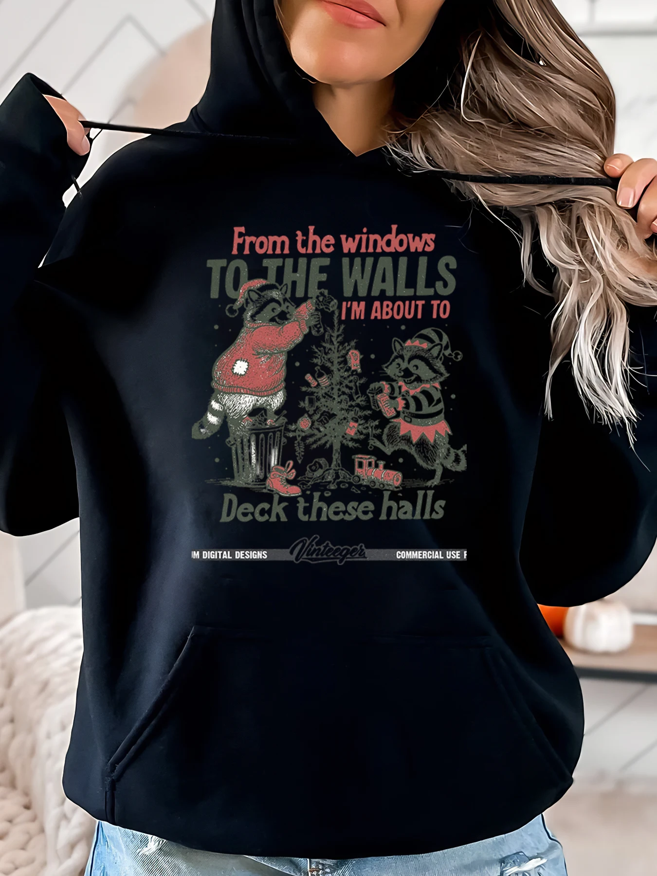 قطط عيد الميلاد تزيين شجرة من النوافذ إلى الجدران على سطح السفينة هذه القاعات هوديي للنساء ملابس حفلات الأعياد باللون الأسود مقاس كبير