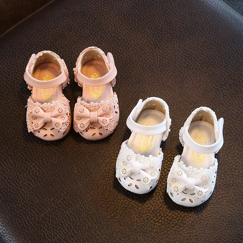 2026 Summer Baby Shoes Girl Princess Dress Girls Shoes Gold Bowknot Casual Lightweight Non-slip Rubber Sole Toddler Shoes