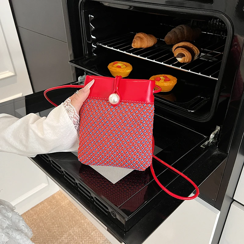 

PU Hasp Solid Color Crossbody Bags Beading High Beauty Women's Bags on Sale 2025 Fashion Spring New Temperament Women's Handbags