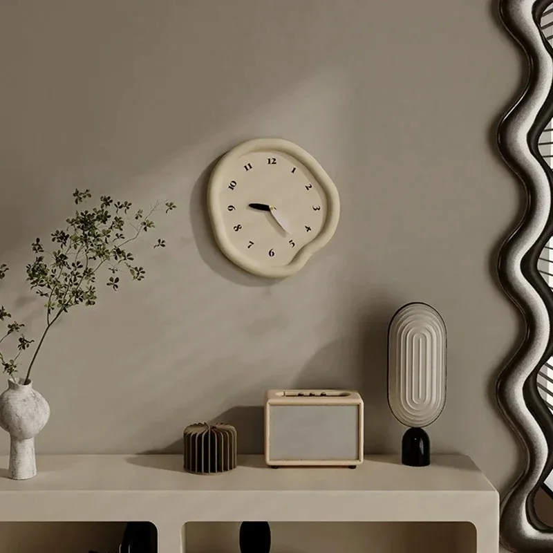 nordic-wall-clock-design-simple-clock-room-silent-wall-clock-home-decorations