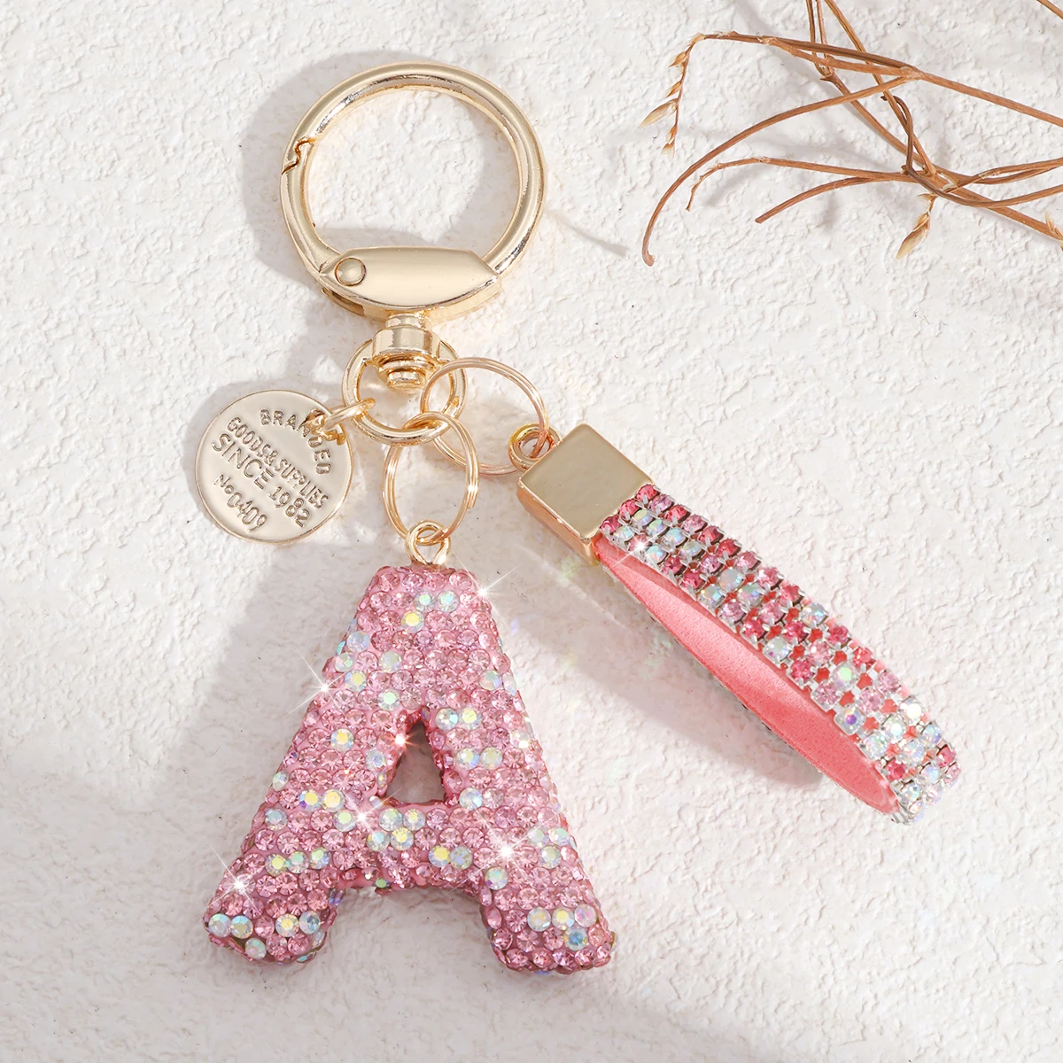 Pink Initial Keychain A-Z Letter Key Chain Ladies Girl Shiny Cute Backpack Car Key Accessories Lanyard Letter Pendant Gift
