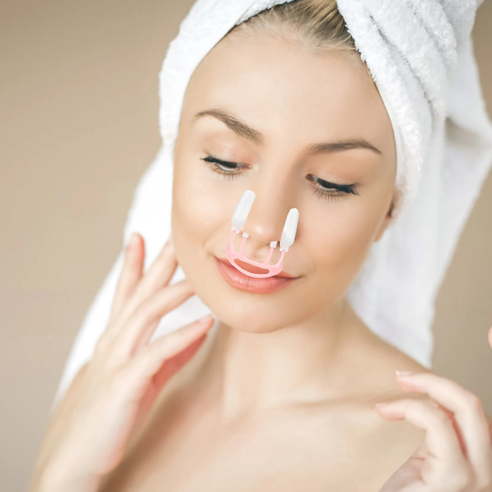 

2Pcs Nose Corrector Clip Premium Silicone Nose Straightener for High Bridge Shaping Non-Invasive Beauty Tool Use