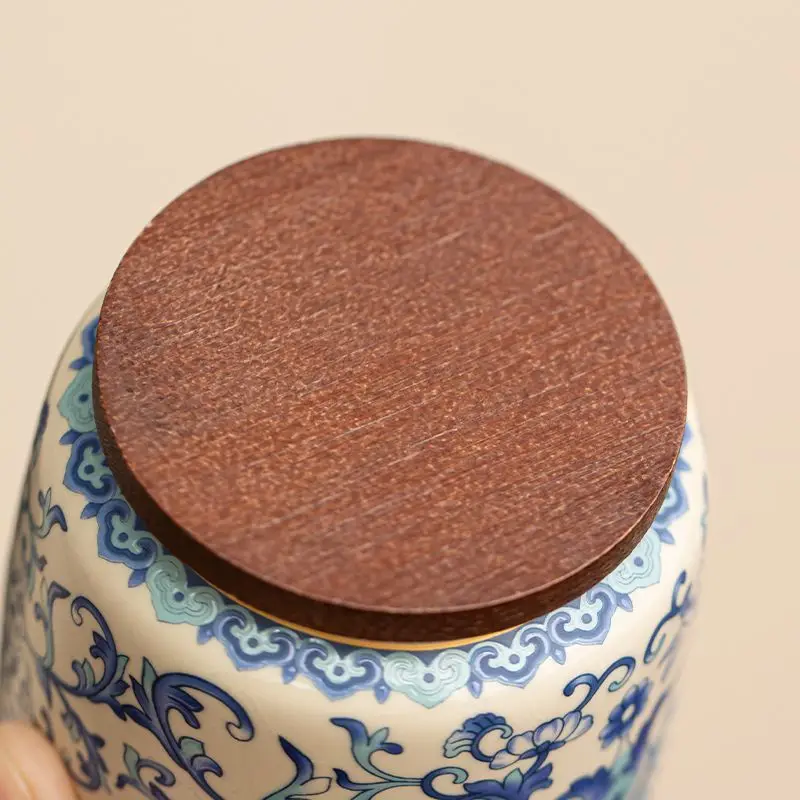 الإبداعية الضوء الأزرق زهرة الكرمة شاي سيراميك جرة مع غطاء خشبي مقاوم للرطوبة مختومة جرة تخزين زجاجة الحلوى الغذاء الحاويات