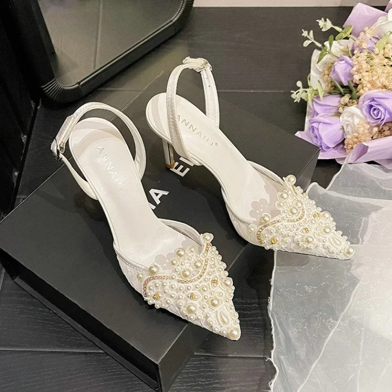 2024 French Pearl Sandals Women Satin White Wedding Shoes Elegant Sexy Flower Heels Bridal Shoes