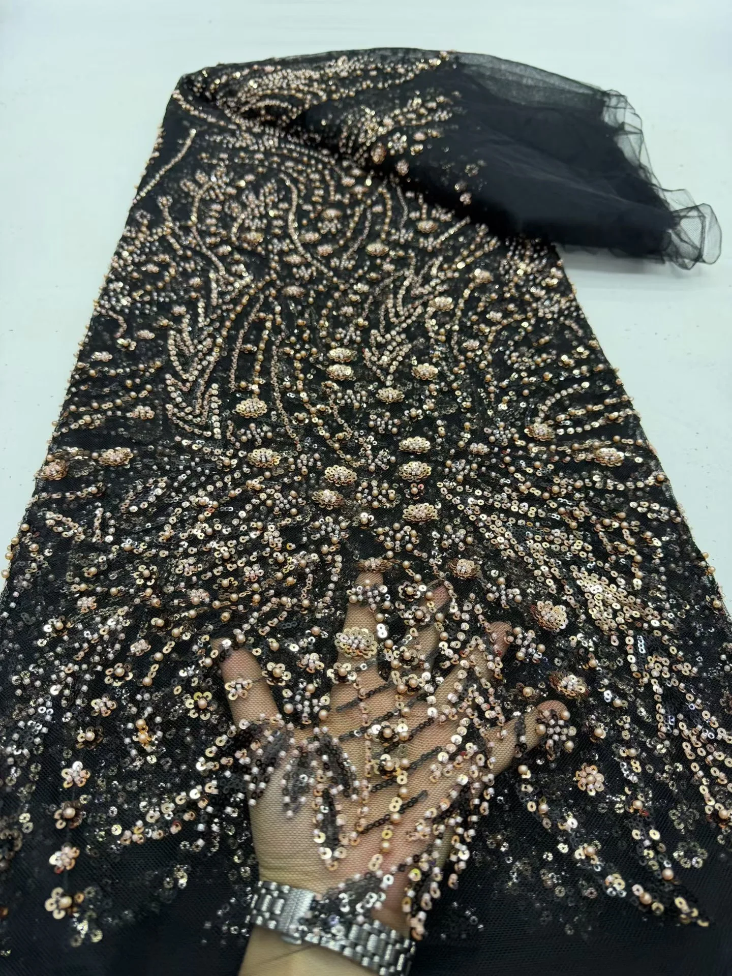 

2026 Latest African Nigerian Tulle Lace Fabric Guipure Embroidery Sequins High Quality for Sewing Dresses 5Yards DP0516